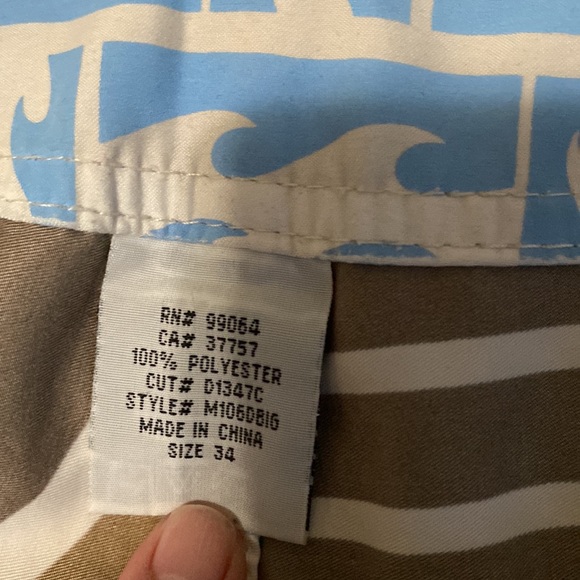 Billabong board shorts 34 inch waist - Picture 2 of 4